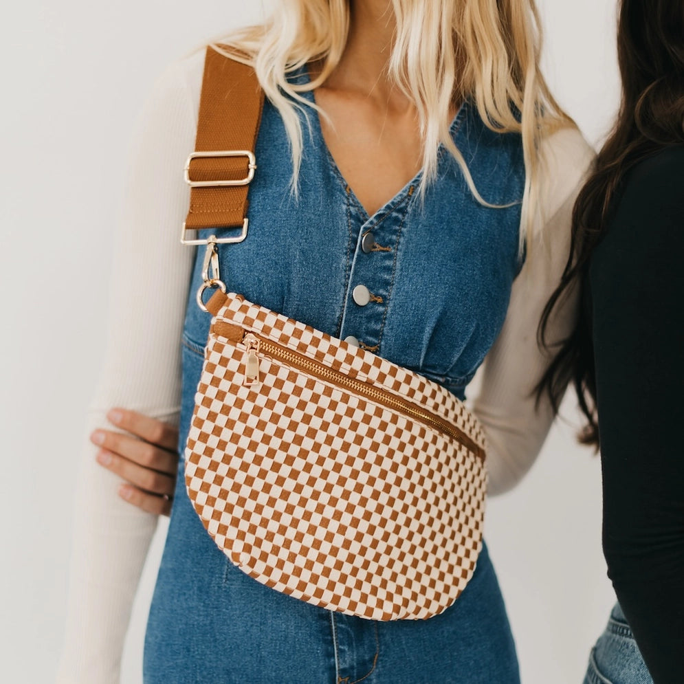 Woven Bum Bag Checkered Brown