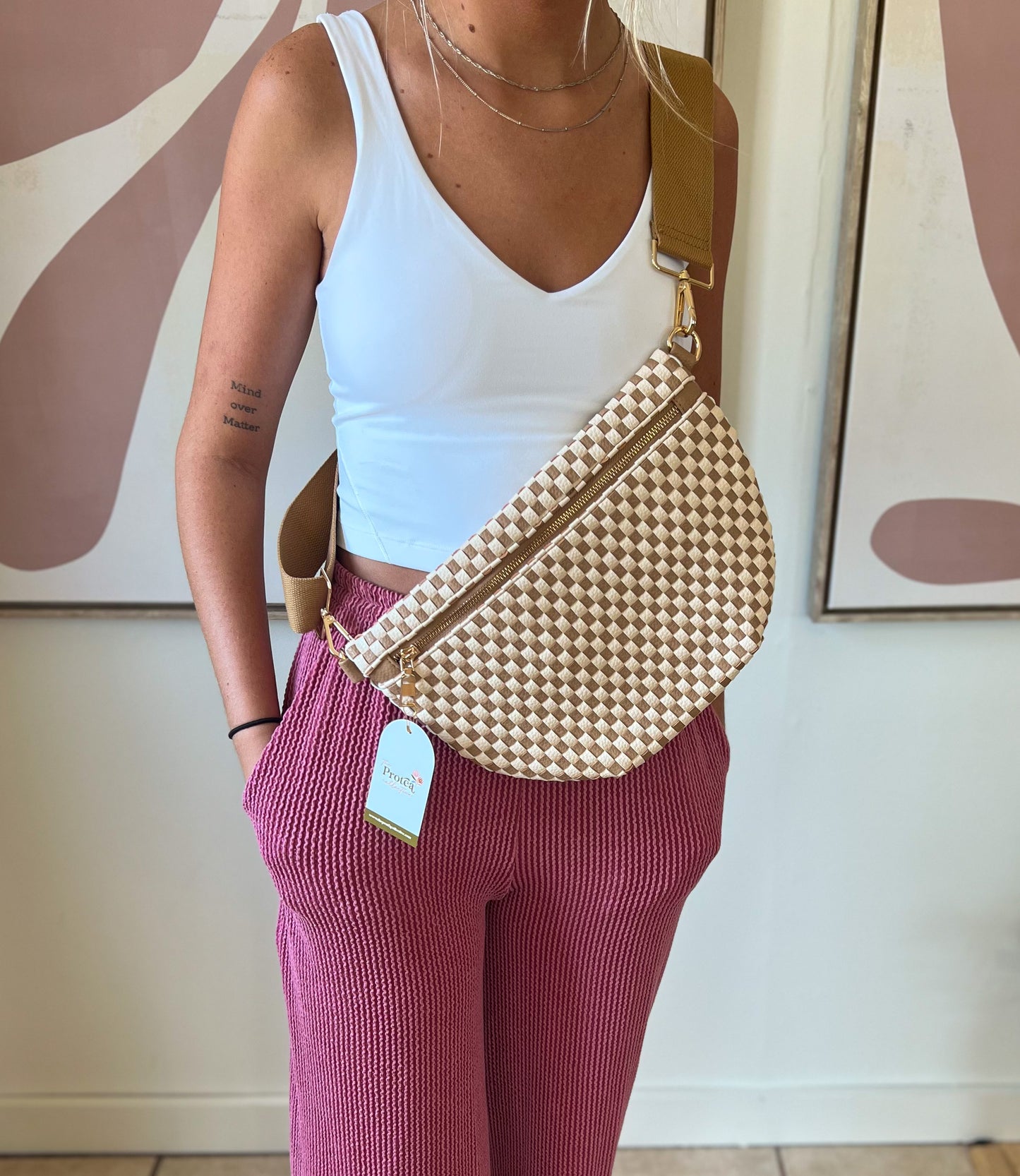 Woven Bum Bag Checkered Tan