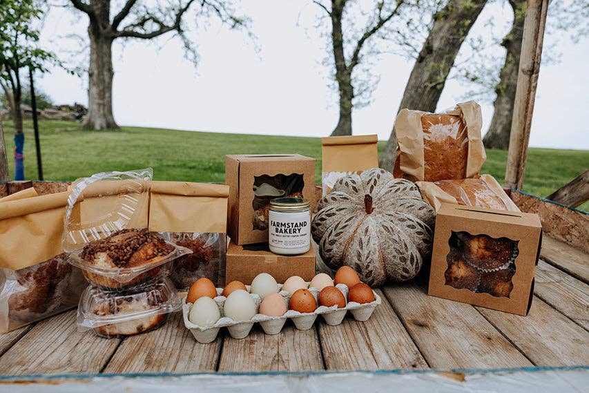 Farmstand Bakery Candle: 16 oz Candle