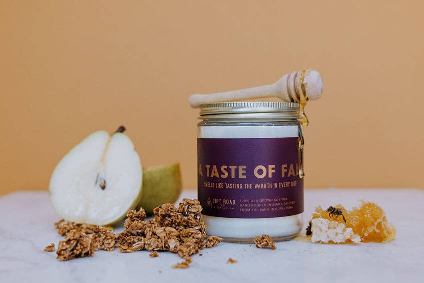 A Taste Of Fall Candle: 16 oz Candle