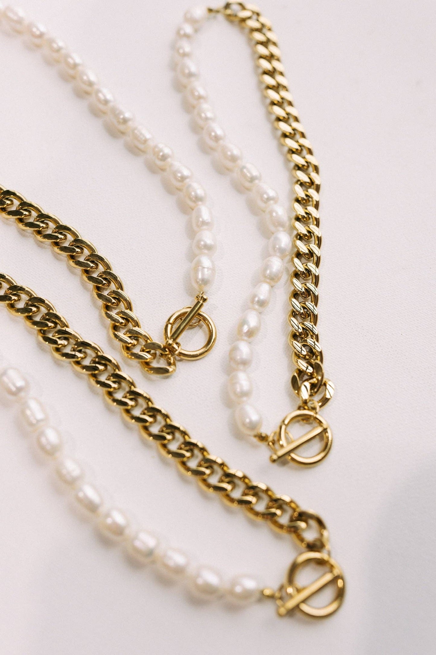 Chain Reaction Pearl Necklace