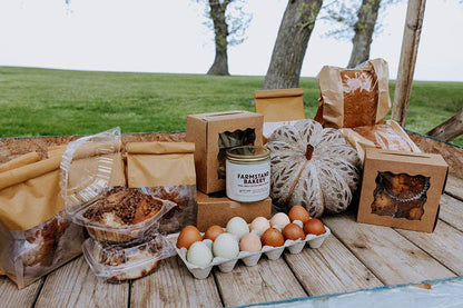 Farmstand Bakery Candle: 16 oz Candle
