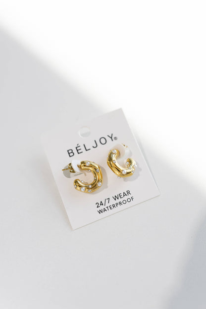 Ebby Hoop Earrings || PEARL