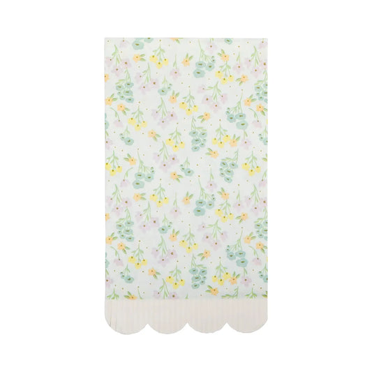 Spring Floral Scallop Napkin