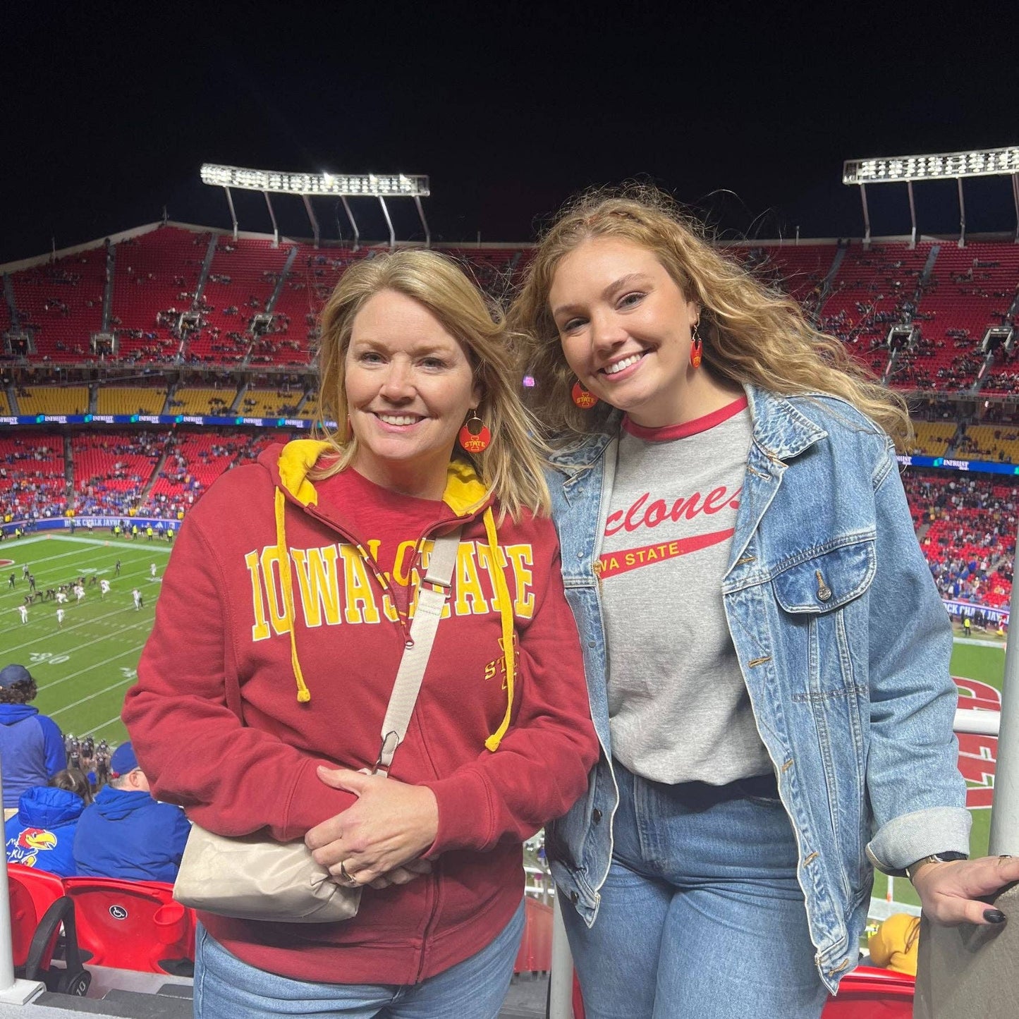 Cyclone Cardinal Iowa State University Ninas: Gold