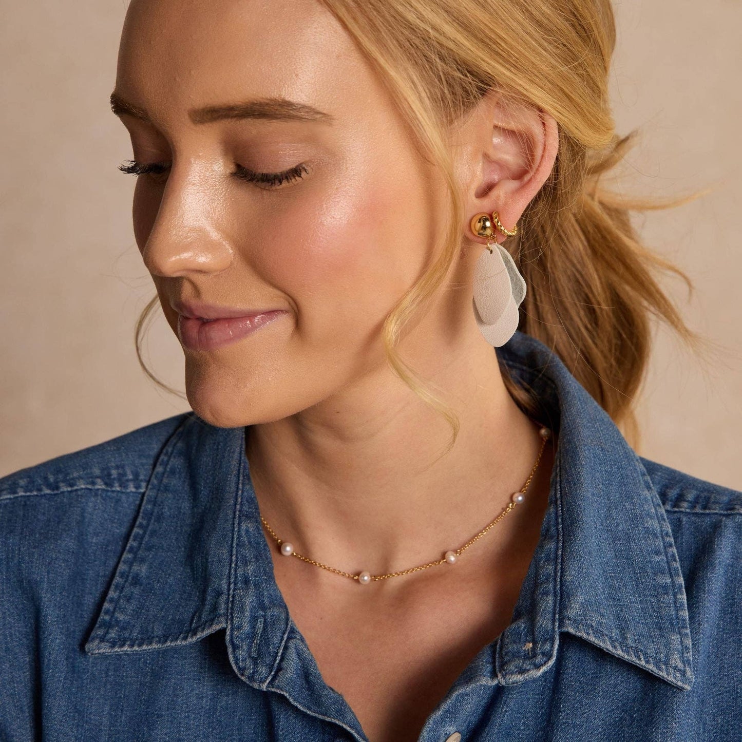 Pearl Delicate Saturn Chain Necklace